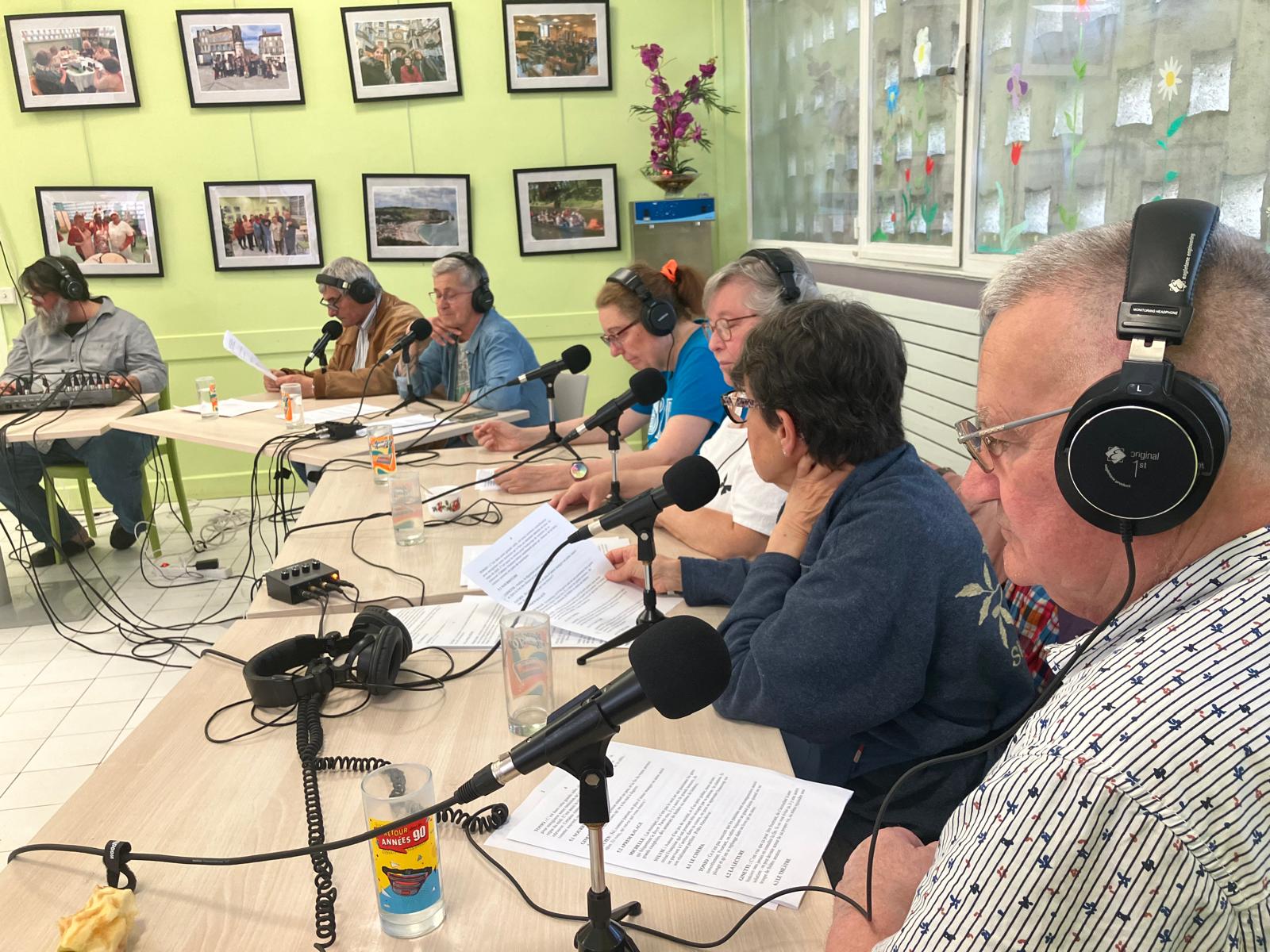 « Radio Laudat », l’émission “Les ieuv de DA-LAU” du foyer André Laudat de Grigny